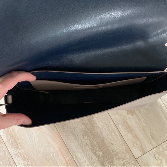 kate spade • NWOT Izabella Scalloped Crossbody - Picture 3 of 3